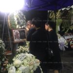 อ๊อฟ พงษ์พัฒน์ สุดเศร้า ยังป่วยมาร่วมอาลัย พ่อสะอาด สุดกลั้นปล่อยโฮ ต๋อย กอดปลอบ(คลิป)