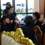 ประมวลภาพคนบันเทิง ร่วมอาลัย พ่อสะอาด ดาราอาวุโสสิ้นใจสงบ