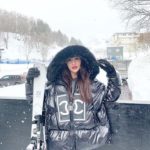 ใบเตย อาร์สยาม สุดแซ่บ ควง ครูแอน แฝดคนละฝา ใส่บิกินีอวดหุ่นท้าหิมะ