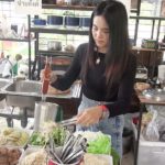 ก๋วยเตี๋ยวบุฟเฟต์ วัตถุดิบแน่น ลูกค้าชอบอะไรใส่ปรุงเองได้เลย