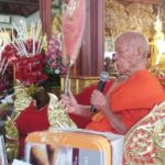 ทำบุญครบ 23 ปี วันละสังขาร‘หลวงพ่อเกษม เขมโก’แห่ซื้อหวยเกลี้ยงแผง