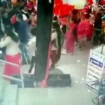 เพลิงนรก ลูกโป่งอัดแก๊สไฮโดรเจน ระเบิดกลางตลาดในอินเดีย (คลิป)