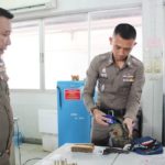 รวบคาแท็กซี่ หนุ่ม19 จ้างรถ ขนยาบ้า-ยาไอซ์ ไปส่งบุรีรัมย์