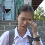 พ่อ-แม่หย่า มืดแปดด้าน น.ร.สาววัย 16 ยากจน ดูแลอีก 3 ชีวิตลำพัง อยากเป็นหมอคงได้แค่ฝัน