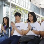 ‘สน’ชิมลางงานภาพยนตร์-ประกบคู่‘ซูริ’ นำทีมบวงสรวงเปิดตัวหนัง‘ช่อง-ส่อง-ผี’