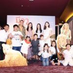 ‘ซาร่า-แม็กซ์เวลล์’พร้อมบ้าน‘ผู้พันเบิร์ด’ ร่วมเปิดหนัง‘Mia and the White Lion’ : คอลัมน์สดบันเทิง