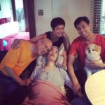 ภาพประทับใจ ป๊อป อารียา ขอบคุณ น้ำผึ้ง ทำให้คุณแม่ป่วย มีความสุข