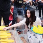 ผู้จัด‘สตางค์’นำ2นางเอก‘จั๊กจั่น-ออม’ ไหว้ท้าวมหาพรหมขอพร‘ตุ๊กตาผี’ปัง