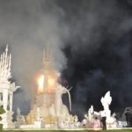 เปลวไฟลุกโชน เริ่มพิธีถวายเพลิงจริง สรีรสังขาร หลวงพ่อคูณ สู่ สรวงสวรรค์