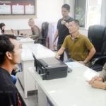 จับหนุ่มช่างยนต์ ขโมยแบตเตอรี่รถโม่ปูน อ้างตกงานหาเงินซื้อนมลูก