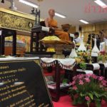 ประชาชนหลั่งไหล ชมเมรุลอย นกหัสดีลิงค์เทินบุษบก หลวงพ่อคูณ
