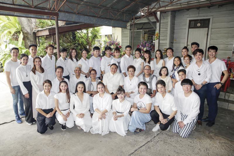 ‘เจเอสแอล’ถือฤกษ์ดี-บวงสรวงใหญ่ละครเวที