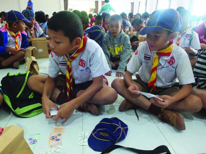 ‘หม่อง ทองดี’สอนน้อง
