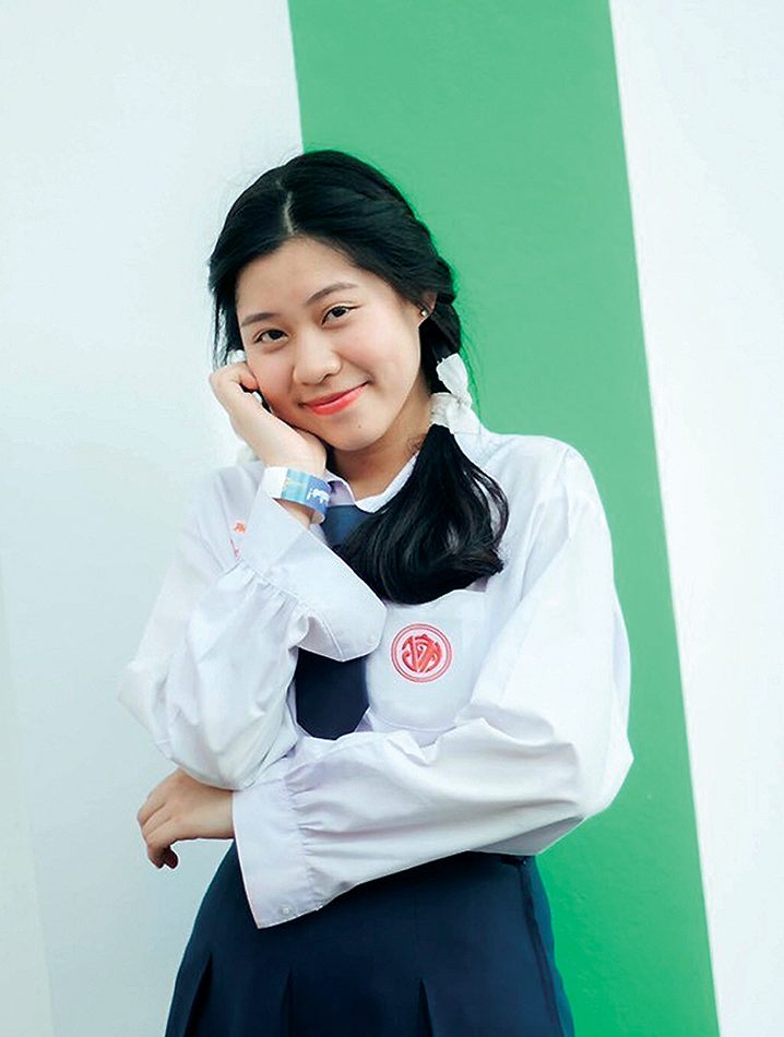 น้องหยก น.ส.อุษณีย์ พรรัตนพิทักษ์ 