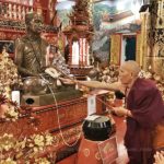 ชาวบ้านฮือฮาเลขมงคล! จุดประทัดหมื่นลูกส่ง ครูบาน้อย เข้าปฏิบัติธรรม 3วัน3คืน