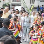 วาเลนไทน์เขตบางรักคึกคัก! คู่รักตำรวจ-ครูสุดหวาน คว้าทะเบียนสมรสทองคำ