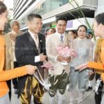 วาเลนไทน์เขตบางรักคึกคัก! คู่รักตำรวจ-ครูสุดหวาน คว้าทะเบียนสมรสทองคำ