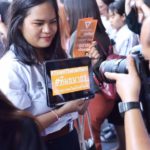 'ธนาธร' มีตติ้งชาวสยาม แห่รับท่วมท้น ไม่หวั่นถูกเร่งรัดคดี-อาจโดนฝากขัง(คลิป)