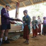 เวียร์ ใจบุญ ชวนแฟนคลับ-เพื่อนสนิท ลงพื้นที่แจกเสื้อกันหนาว ต่อเนื่องปีที่ 6