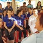 ชมรมแม่บ้าน สตม. รุดเยี่ยม-มอบเงินช่วยผู้ป่วยเอดส์ บ้านรวมใจ