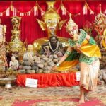 ให้โชคใหญ่มาก! แห่ส่องเลขเด็ด อ่างน้ำมนต์ฤาษีเณร ด้าน เจ้าของธุรกิจโร่แก้บน