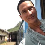 โรแมนติกตัวพ่อ! น้อย วงพรู เผยเคล็ดลับรัก 20 ปี ทำไง...ให้อยู่รอด