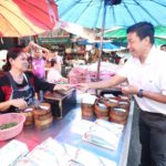 ชัชชาติ ลุยตลาดเช้า อยุธยา เจอแม่ค้าบ่นหนัก ขายของไม่ดี รายได้หด กู้เงินลงทุนยาก (คลิป)