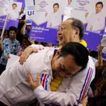 กระหึ่มฮอลล์!! พปชร. เปิดตัวยิ่งใหญ่ กองเชียร์ประกาศลั่น!! "ลุงตู่ๆๆๆ"