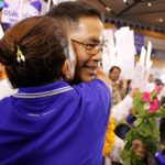 กระหึ่มฮอลล์!! พปชร. เปิดตัวยิ่งใหญ่ กองเชียร์ประกาศลั่น!! "ลุงตู่ๆๆๆ"