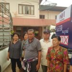 กปปส.ป้องสถาบันฯ บุกสำนักงาน หัวหน้า ทษช. บีบ 'พ่อ-แม่' ปรีชาพล ขอโทษ!