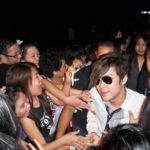 โจ๊ก โซคูล โร่แจง! ภาพพบแฟนคลับสมัยพีค ไม่ใช่การทำแผนคดี