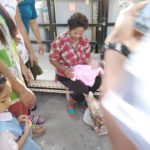 สุดสลดใจ! แม่คลอดลูกน้อย ทิ้งกองขยะข้างทาง-ตัวยังแดงๆ ลูกน้อยรอดตายปาฏิหาริย์