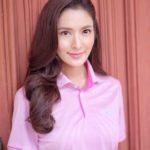 นึกว่าเรียนอยู่! แอฟ เชียร์จุฬา สวยเป๊ะหน้าเด็ก ออร่าเด่นงานบอลฯ