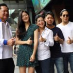 'หญิงหน่อย' ควง 'น้องจินนี่' เดินสยาม ทำเอาวัยรุ่นถาม จะกาเพื่อไทยตรงไหน?