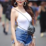 อย่างแซ่บ! ส่องชุดเดินสวนจตุจักร ดิว อริสรา สายเดี่ยวเปลือยทั้งหลัง