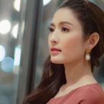 นึกว่าเรียนอยู่! แอฟ เชียร์จุฬา สวยเป๊ะหน้าเด็ก ออร่าเด่นงานบอลฯ