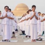 ศิษย์ธรรมกาย! อธิษฐานจิตใบอนุโมทนาบัตร 3 ล้านใบ เตรียมยื่นสู้คดียึดทรัพย์(คลิป)