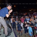 บรรยากาศ พรรคอนาคตใหม่ ปราศรัยใหญ่ เปิดตัวผู้สมัคร ส.ส.ปทุมธานี (ภาพชุด)