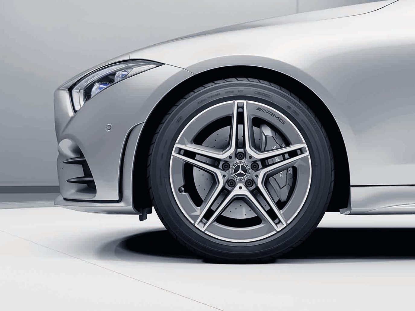 CLS 300 d AMG Premium สปอร์ตคูเป้‘4ประตู’