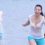 ฮือฮาแดนมังกร พรีเซนเตอร์สาวโฆษณา "น้ำกะทิ" ดื่มแล้วอกสะบึม!