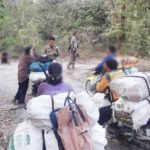 หอบลูกนอนรอหน้าโรงพัก ชาวบ้านไร้เงินประกัน ถูกจับตัดสมุนไพรในป่าสงวน
