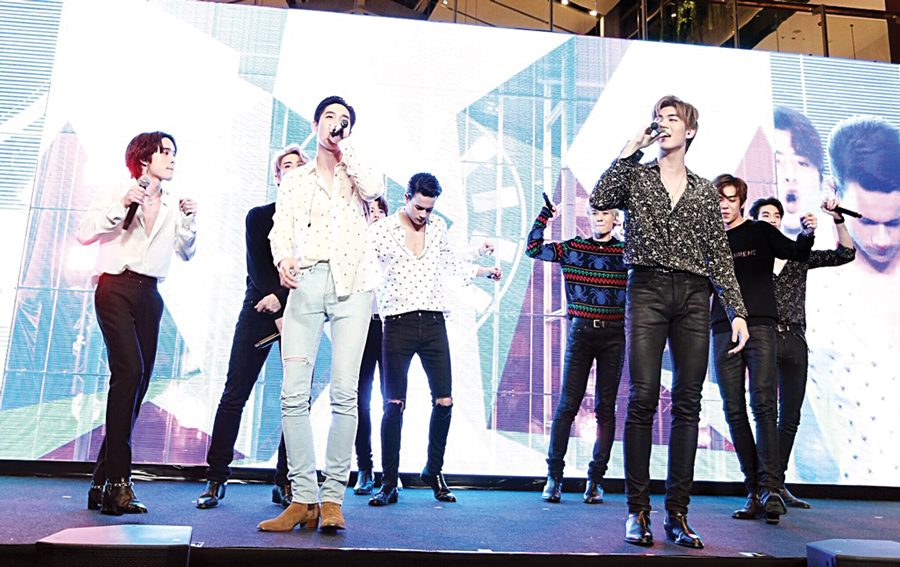 ‘โฟร์โนล็อก’แถลงข่าวคอนเสิร์ตสุดท้าย‘9x9’
