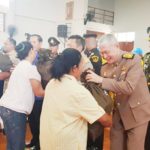 ปีติ ร.10 พระราชทานถุงสิ่งของ ช่วยเหยื่อวาตภัยร้อยเอ็ด