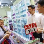 “ธนาธร” บุกโบ๊เบ๊-ประตูน้ำ ชู คนรุ่นใหม่ ปลุกกาอนาคตใหม่ ไม่ไร้ทางออก