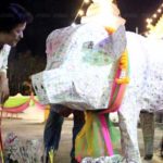 แห่ส่องเลขเด็ด บนตัว "เจ้าโชคดี หมูลอตเตอรี่ร้อยล้าน" คนถูกหวยกันเพียบ