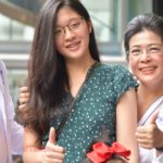 ส่องความสดใส! 'น้องจินนี่' กับ 'แม่หน่อย' ทำเอาสยามแตก แห่เซลฟี่กันตลอดทาง!