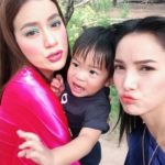 ให้หวยกันตรงๆ น้องเรซซิ่ง วัย 2 ขวบ หยิบปากกาเขียนเลขเฉยเลย ลุงป้าน้าอาแห่ส่อง(คลิป)
