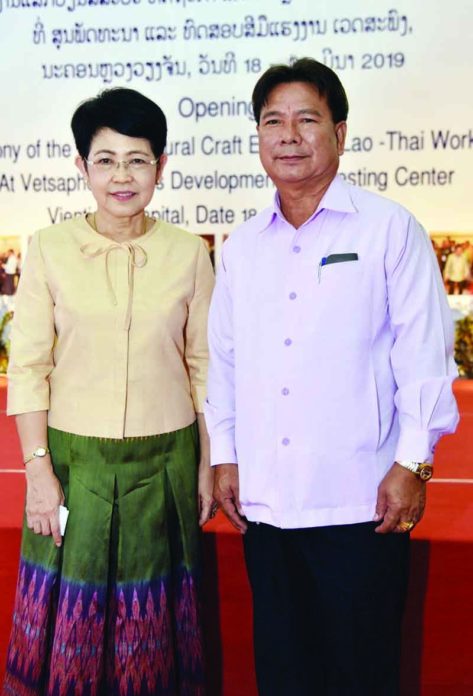 หัตถศิลป์งานไม้ เชื่อม‘ไทย-ลาว’
