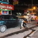 เจ้าของร้านอาหารเกาหลี เมาแอ๋ ซิ่งเก๋งย้อนศร ชนจยย.ยับ 3 ชีวิตสาหัสเกลื่อนถนน