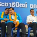 อภิสิทธิ์ มั่นใจกวาด ส.ส. สมุทรสาครยกจังหวัด เพราะคนของพรรคมีคุณภาพ